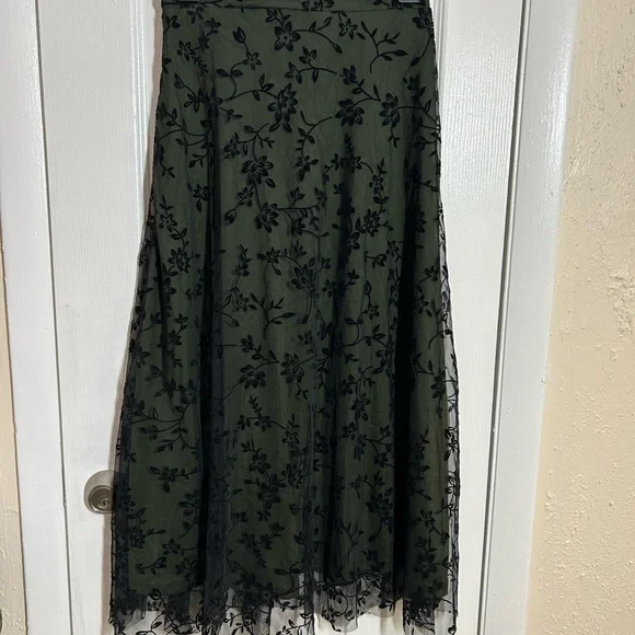 Olive Green Mesh Overlay Skirt Floral Velvet Burnout Midi A-Line Women’s M - Picture 11 of 11